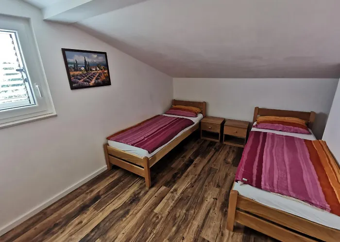 Andrea With Pool And Seaview *