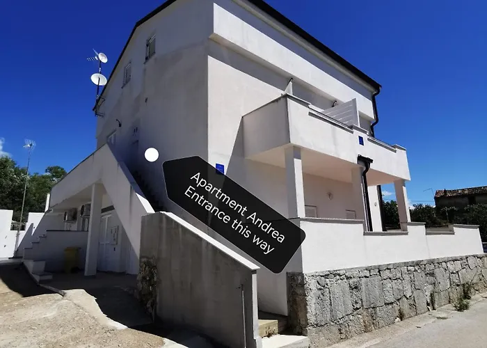 Andrea With Pool And Seaview Kornić